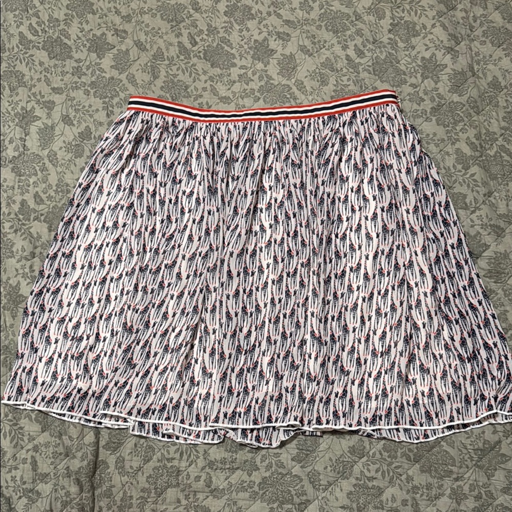 G.H. Bass & Co. Black and White Pleated Skater Mini Skirt
